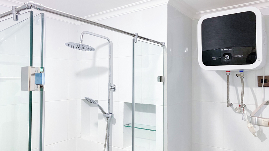 Bathroom 5, Best Modern 1Br At Semanggi Apartment, Central Jakarta