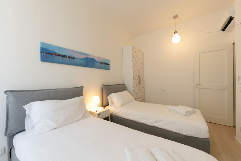 Bedroom 4, Verbania - Luxury Italy Apartments, Verbano-Cusio-Ossola