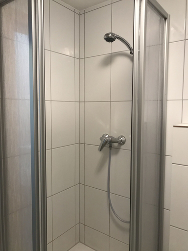 Bathroom 5, Hotel Degen, Kaiserslautern