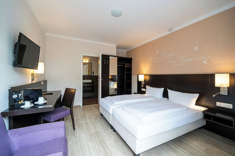 Bedroom 3, Wilhelmshaven Ahoi, Sure Hotel Collection by Best Western, Wilhelmshaven