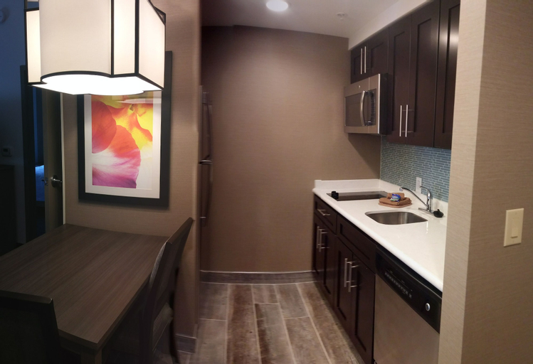 Dining Room 4