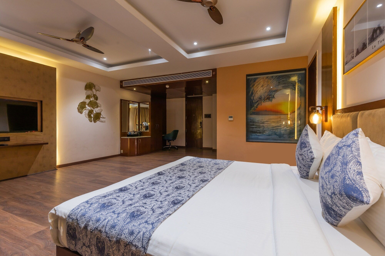 Bedroom 4, Skyline Resort & Convention Centre, Indore