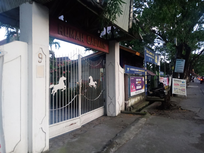 Exterior & Views 3, Guesthouse rumah gadang lombok, Lombok