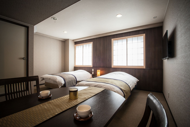 Bedroom 4, Hotel Takasago, Kōchi