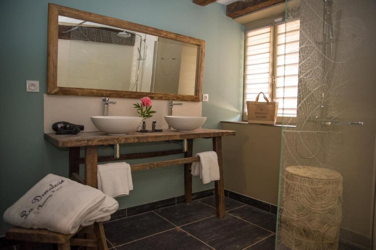 Bathroom 5, La Demalerie, Loir-et-Cher