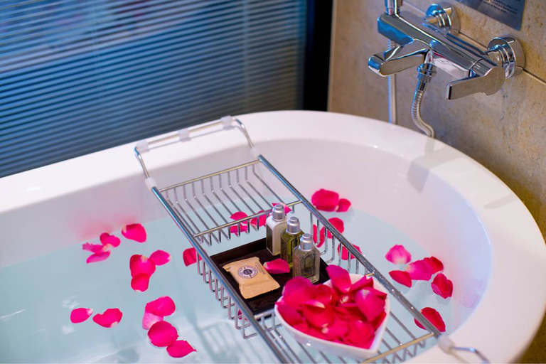 Bathroom 5, Fuyang International Trade Center Hotel, Hangzhou