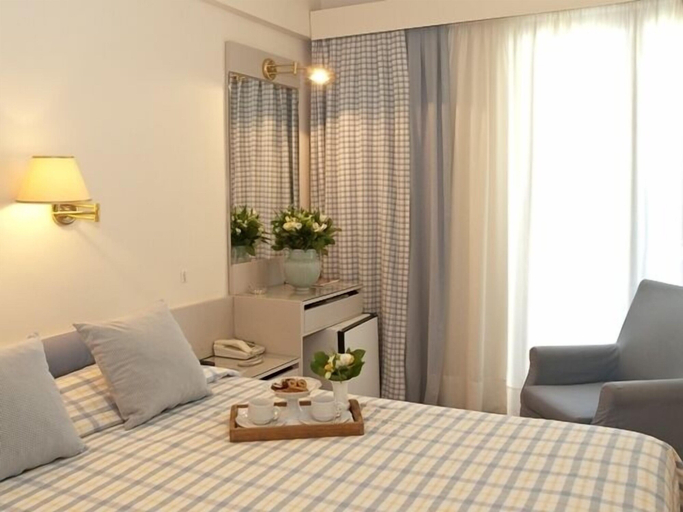 Bedroom 5, The Park Hotel Piraeus, Attica