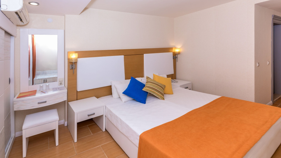 Bedroom 4, Mersoy Bellavista Hotel, Marmaris