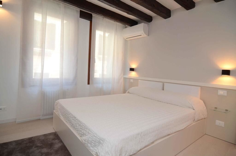 Bedroom 3, B&B Fortuny, Venezia
