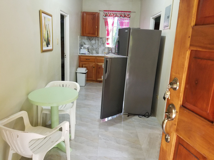 Others 5, Seascape Apartment