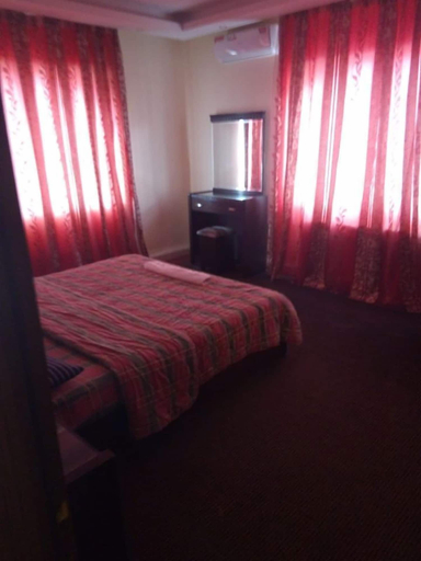 Bedroom 3, The Doors of Jerusalem, Wadi Essier