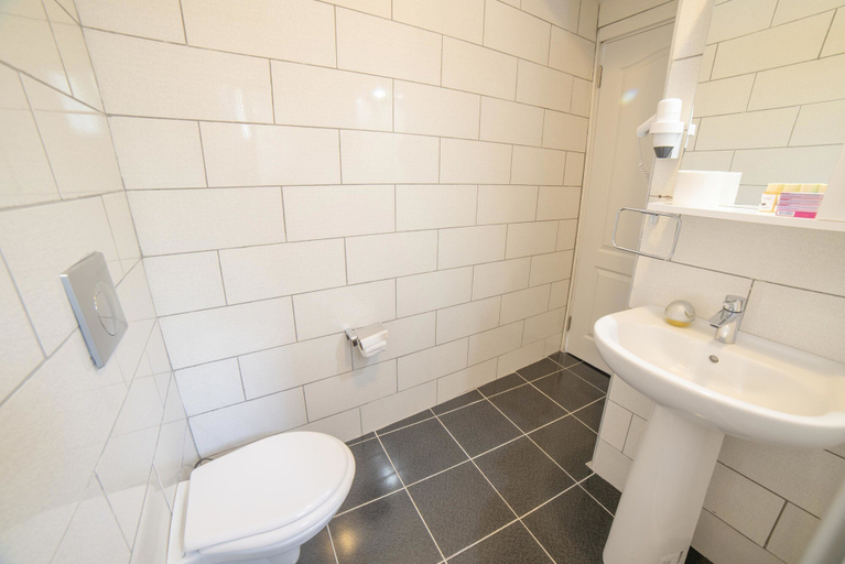 Bathroom 5, Madda Hotel, Bodrum