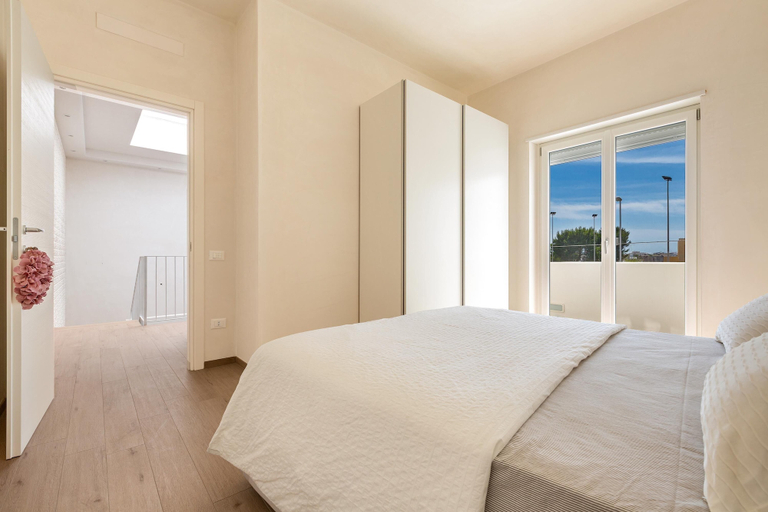 Bedroom 4, 1962 La Giada, Taranto