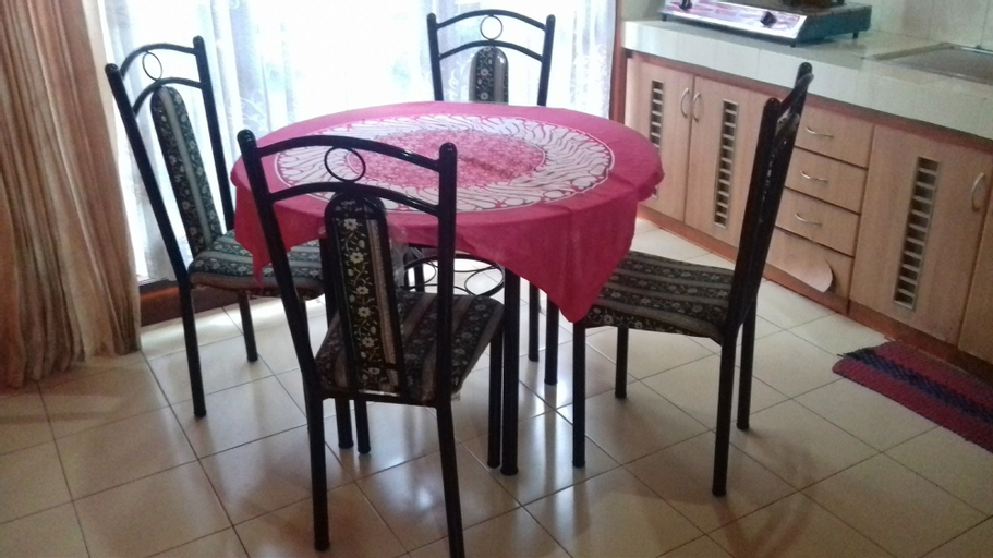 Dining Room 1