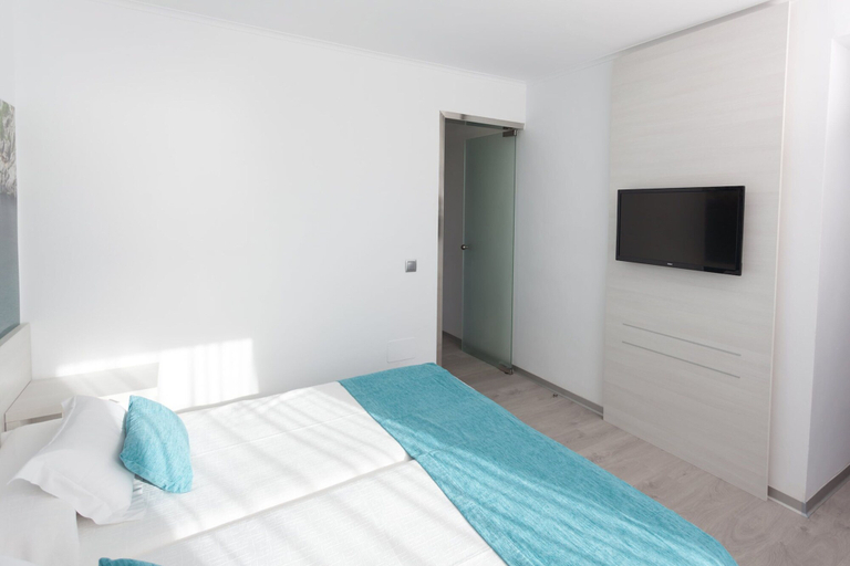 Bedroom 3, Hotel Obelisco, Baleares