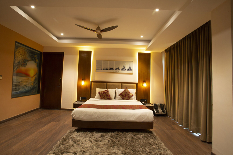 Bedroom 4, Skyline Resort & Convention Centre, Indore
