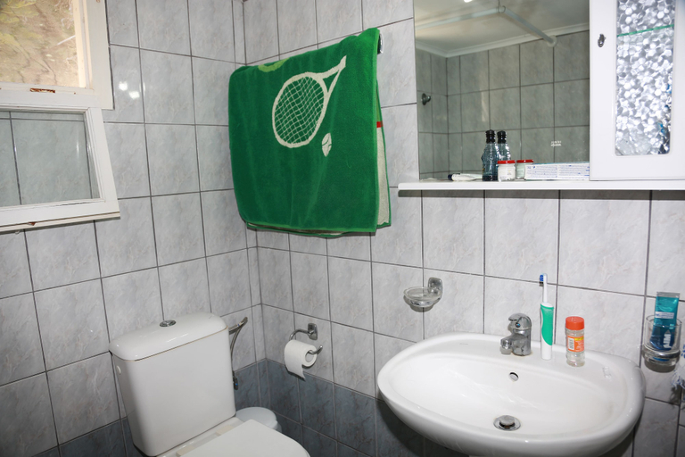 Bathroom 4, Mary's Villas, North Aegean