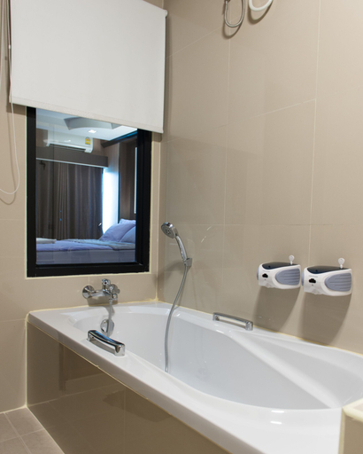 Bathroom 4, Benjatara Boutique Place Resort, Muang Lop Buri
