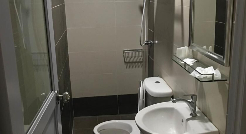 Bathroom 3