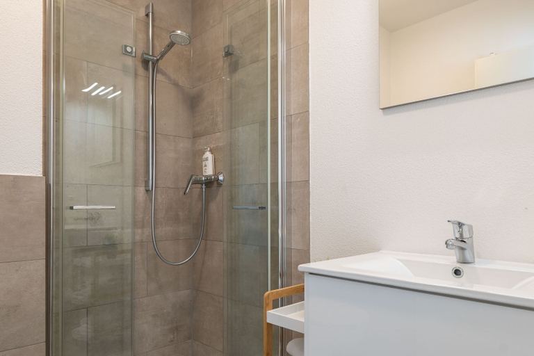 Bathroom 4, Pestalozzi, Heilbronn