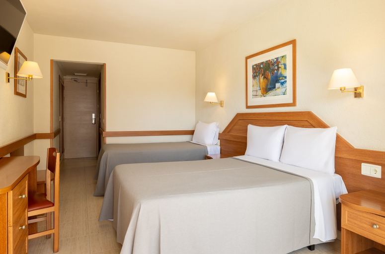 Bedroom 3, htop Royal Star, Girona