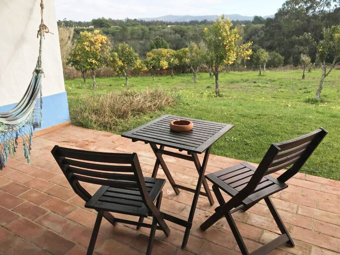 Exterior & Views 10