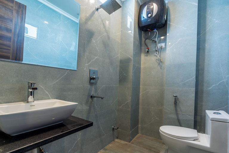 Bathroom 4, DIPLOMAT REGENCY, Delhi
