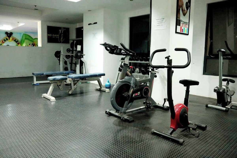 ADB tower Netflix Pool Gym 22m, Pasig City