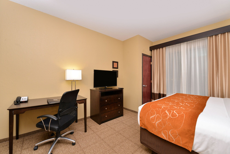 Bedroom 4, Comfort Suites Northwest - Cy - Fair, Houston