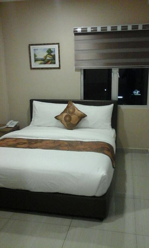 Bedroom 9