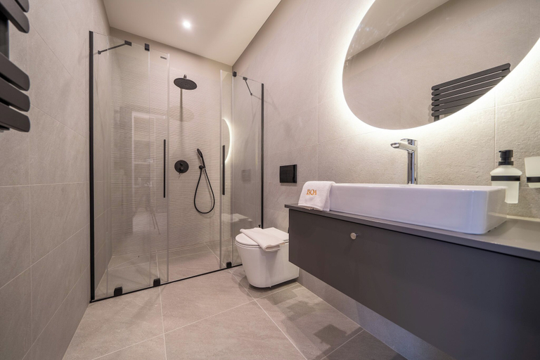 Bathroom 3, Károly Boutique Suites, Best Location by BQA, Budapesti
