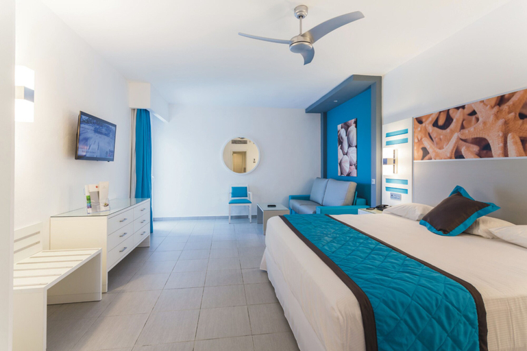 Bedroom 3, Hotel Riu Republica - Adults only - All Inclusive, Salvaleon de Higuey