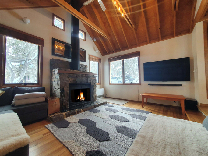 Others 5, SNOWED INN apartment, Alpine - East