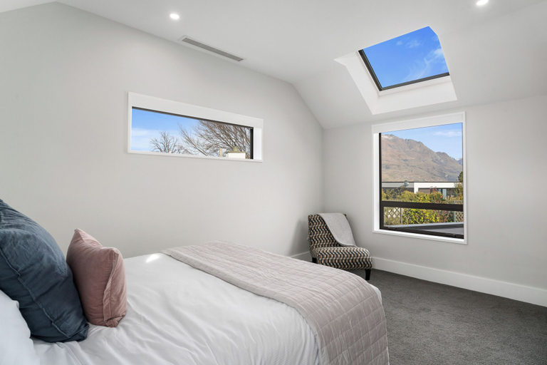 Bedroom 3, Central Queenstown Villa & Spa, Queenstown-Lakes