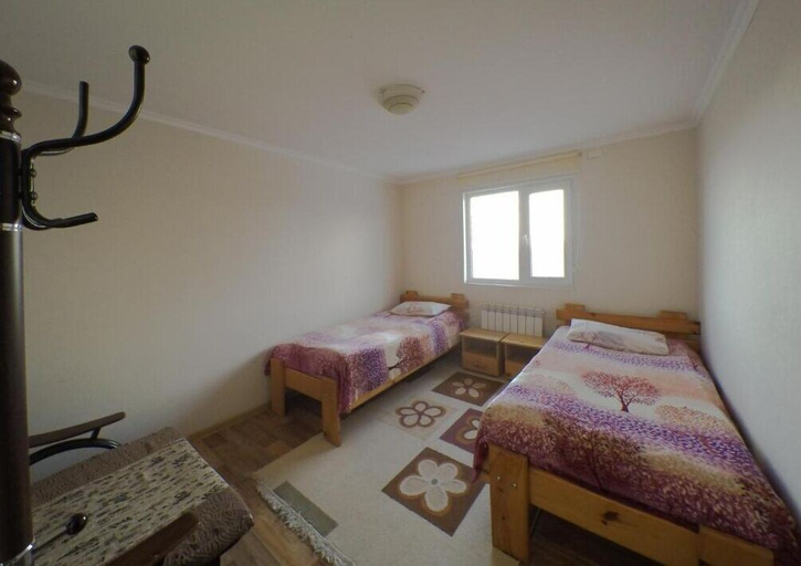 Bedroom 2, Guesthouse Alakol, Ak-Suu