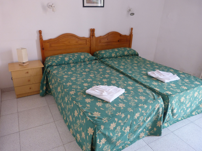 Bedroom 3, Hotel Germán, Santa Cruz de Tenerife