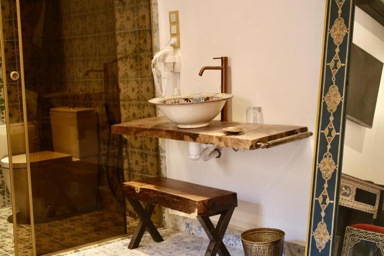 Bathroom 2, Riad Mellah, Essaouira
