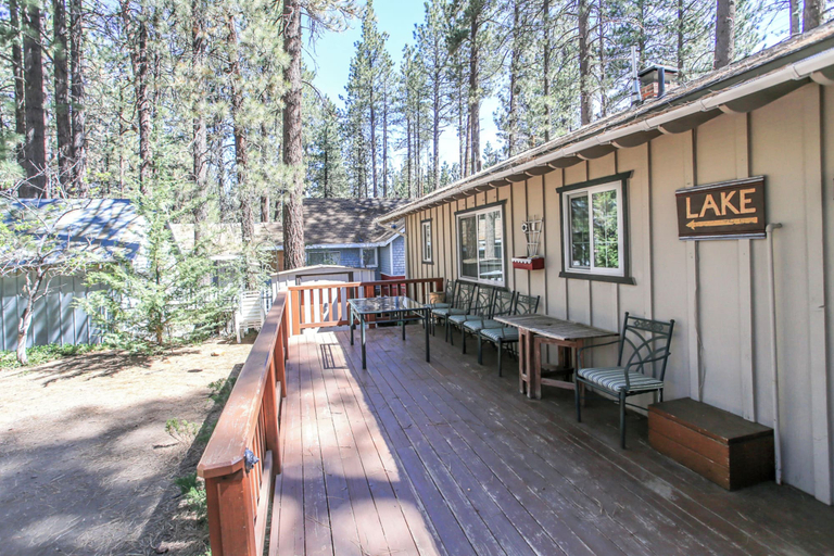 Others 4, 3 Little Bears Cabin, San Bernardino