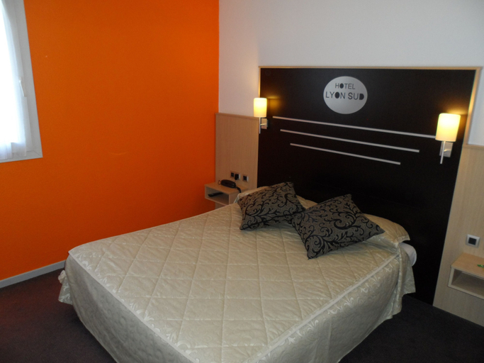 Bedroom 3, Hôtel Lyon Sud, Rhône