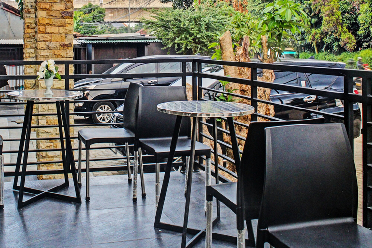 Food & Drinks 5, Capital O 92583 Raja Soeta Hostel Syariah, Bandar Lampung