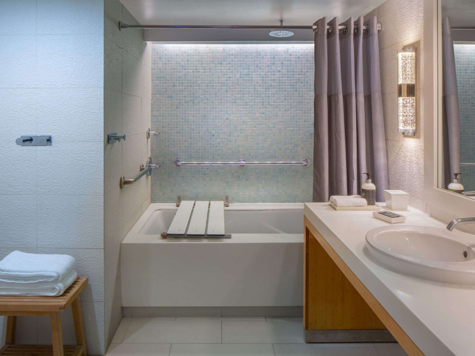 Bathroom 5, Hyatt Centric Key West Resort and Spa, Monroe