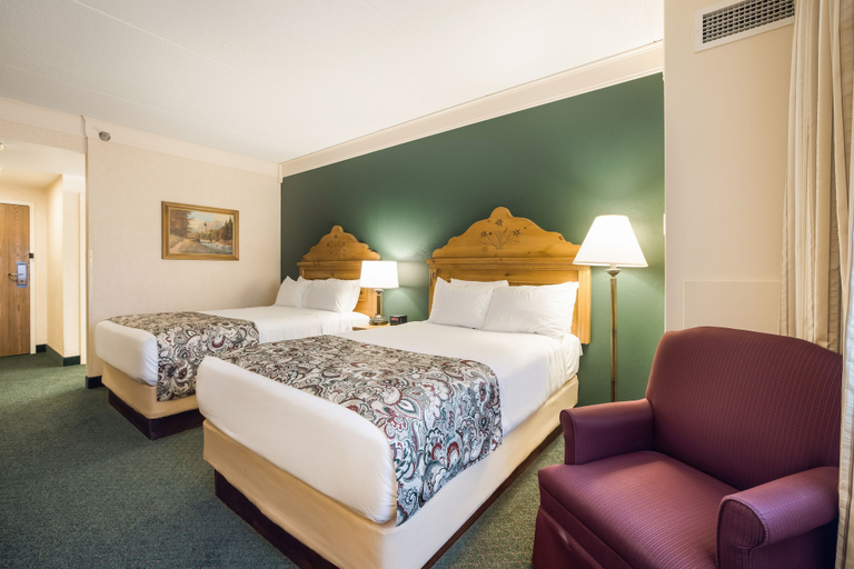 Bedroom 3, Bavarian Inn of Frankenmuth, Saginaw
