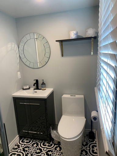 Bathroom 4, Myriad Fins Cottage and Marina, Kawartha Lakes