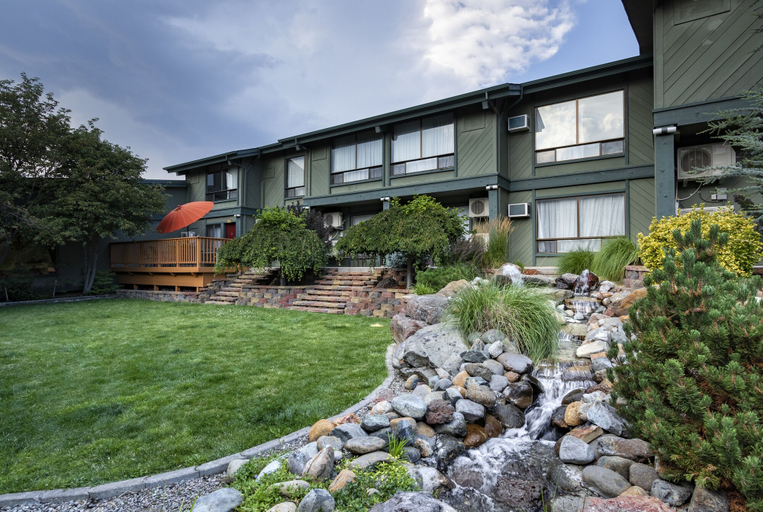 Exterior & Views 2, Best Western Plus Tree House, Siskiyou