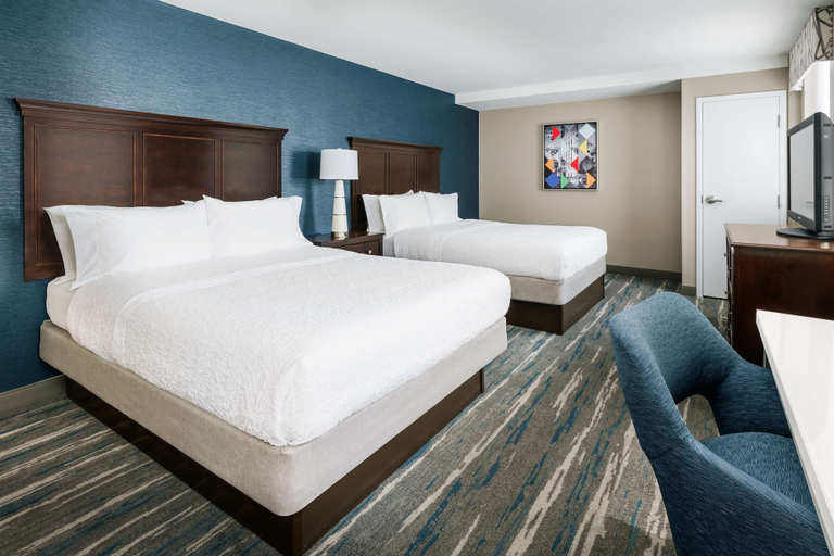 Bedroom 3, Hampton Inn Washington, D.C./White House, Washington D.C.