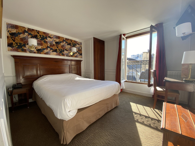 Bedroom 5, Hotel Touring, Paris