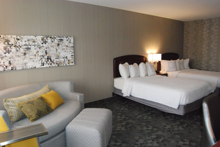 Bedroom 3, Courtyard by Marriott Cranbury South Brunswick, Middlesex