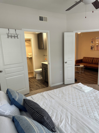 Bedroom 4, 7550 Kirby Dr, Harris