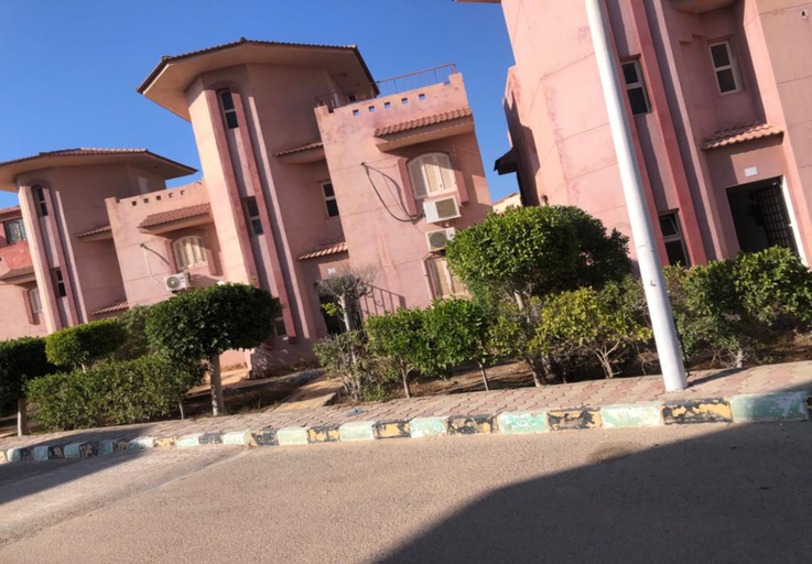 Exterior & Views, Chalet for rent in the North Coast, Burj al-'Arab