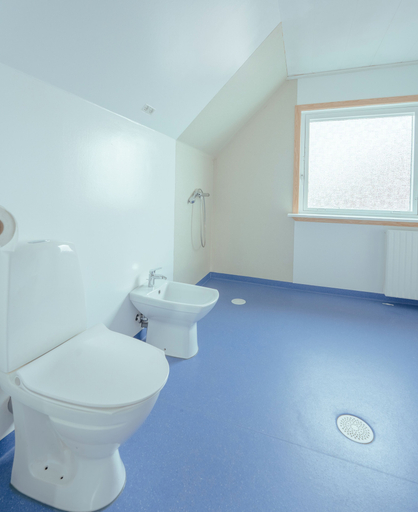 Bathroom 4, Sea View Apt / Central / Spacious / Free Parking, Tórshavn